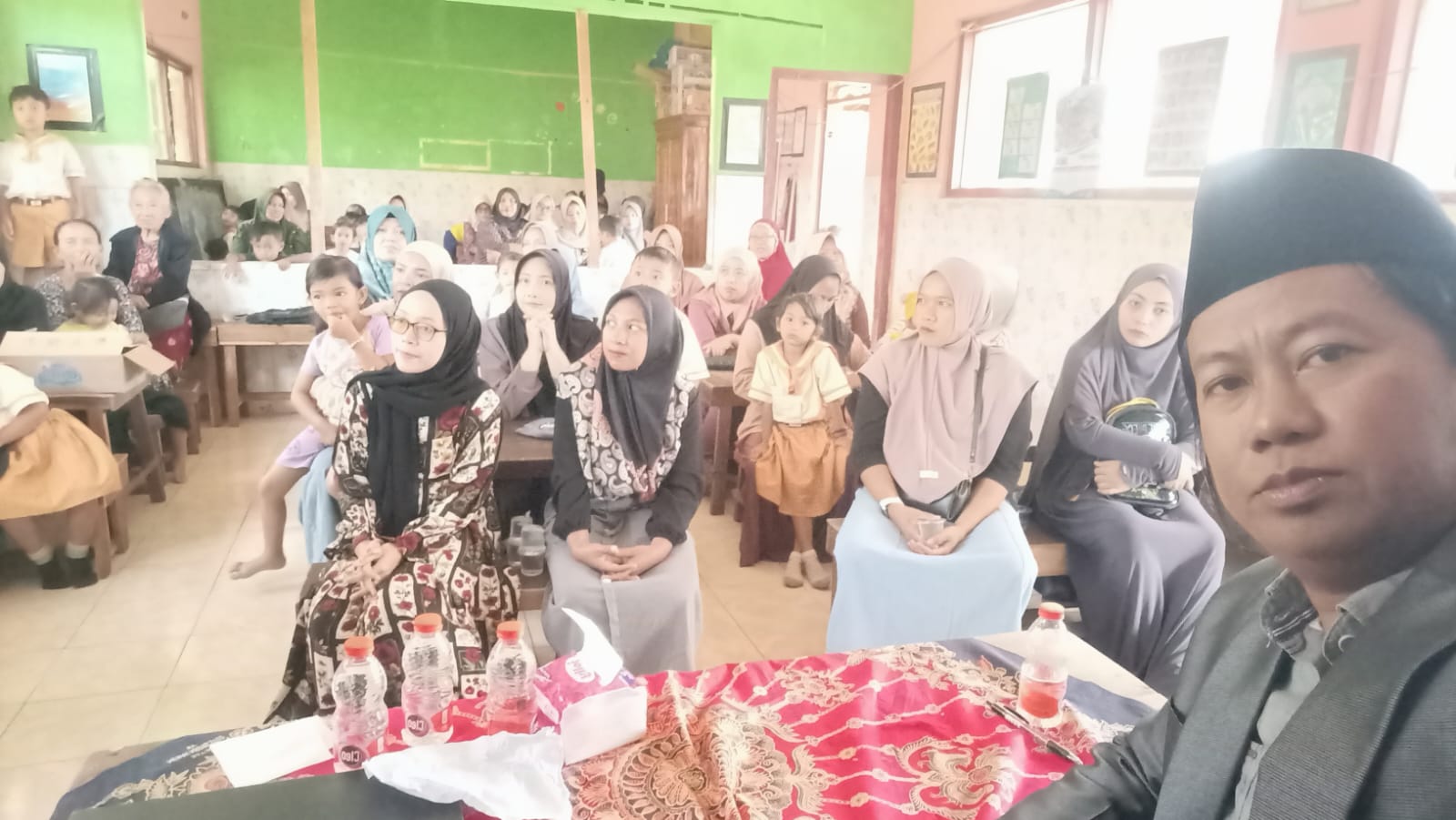 Parenting Anak Bahagia Bersama Izzy Baiquni